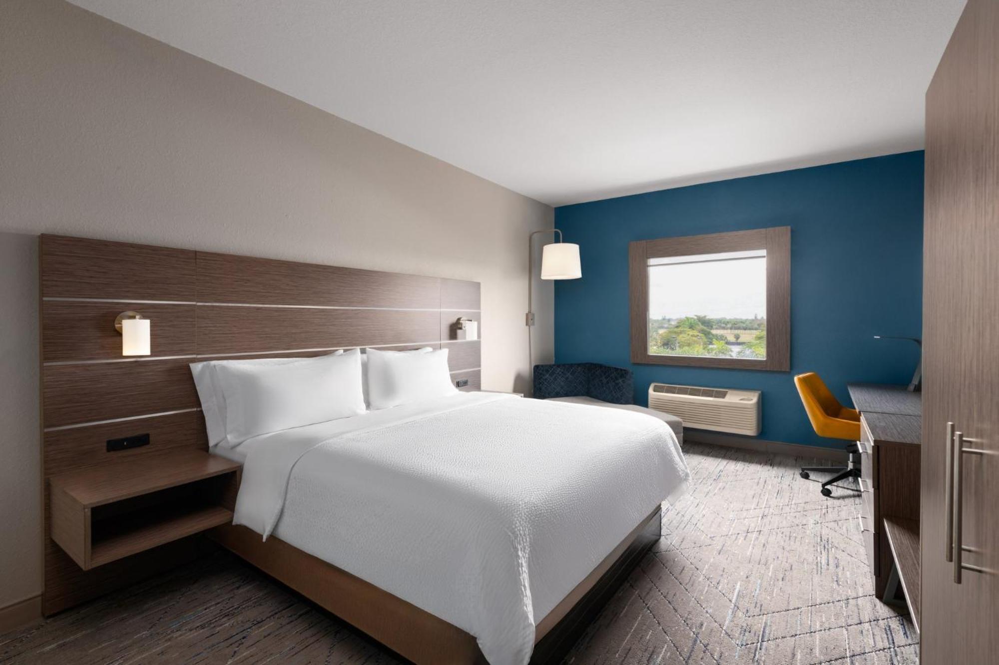Holiday Inn Express & Suites Boynton Beach West By Ihg מראה חיצוני תמונה